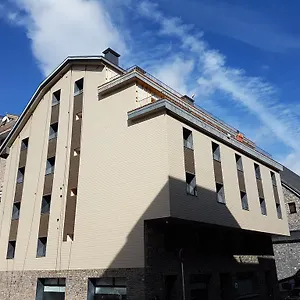Guineu 3* Pas De La Casa